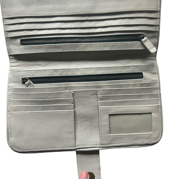 Cleobella beige leather Mexicana studded clutch zip close wallet wristlet pocket - Picture 7 of 9